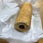 Kinsakuya - The filling inside is shaped like a stick, giving it a smooth and easy texture.