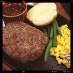 Steak House King'S - 米沢牛100%贅沢ハンバーグ♬
                        
                        うまっ❗️( ́•ૢ⌔•ૢ ̀)♥️