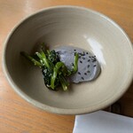食堂 ファイダマ - 前菜  ごま豆腐とほうれん草