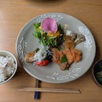 食堂 ファイダマ - ファイダマ定食
