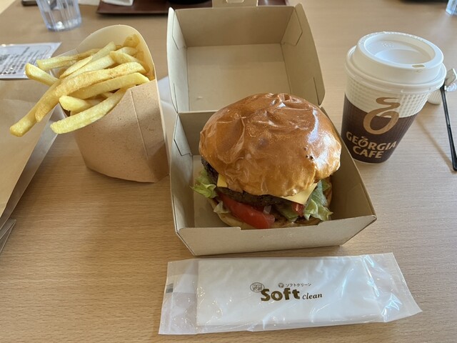 ハンバーガーショップ ザ・シンプソンズのハンバーガーにインスパイアされた