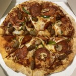 ドミノ ピザ - 料理写真:ドミノデラックスS 1,617円　Uber