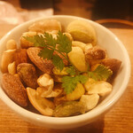 ミックスナッツ