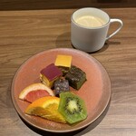 ホテル グランコンソルト那覇 - カクテルタイム17:00〜19:00