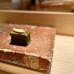 鮨 江藤 - 玉と蜂蜜