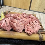 焼肉 牛王 杭全店 - 