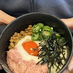 二八そば 一貴 - 自然薯・納豆・おくら・ネギトロ・卵の組み合わせ。こちらも絶品！