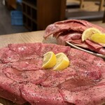 春日井ホルモン - 