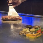 大阪 京橋 鉄板焼 ステーキ 玄牛 - 