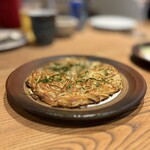 なぎさのハンバーガー - 鎌倉しらすとじゃが芋のガレット
