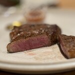 なぎさのハンバーガー - 熟成　相模牛のステーキ　自家製発酵唐辛子ソース