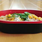ディオ - ガリマヨチャーシュー飯(税抜)184円 ※正面から (2025.03.09)