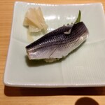 季の庭 - コハダ　大葉◎を　いれてもらう