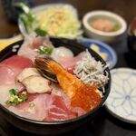 旬感 竹内 - 料理写真:海鮮丼特上　2100円
