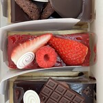 パティスリー リョーコ - プチガトー（３個）