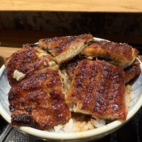 うなぎ家 しば福や - うなぎどっさり