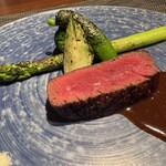 私房菜 きた川 - フィレの表面に細かく隠し包丁が入れてあり、そこに辛味とシビレが上品に潜んでいます。表面は揚げたようにカリカリ、中はしっとりとした超絶火入れです。咀嚼後とけてなくなる美味しすぎるフィレ肉でした。