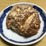 い志い - シュークリーム　270円
