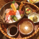 さくら川 - 海鮮丼2000円！！