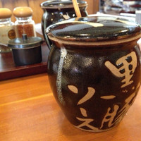 とんかつ まい泉 青山本店 - りんごのすりおろし入りソース