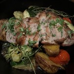 QUAYS pacific grill - 