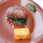 Héritage by Kei Kobayashi - ランチコース 17800円 の群馬県産の赤城牛のランプ肉 牛肉の赤ワインソース