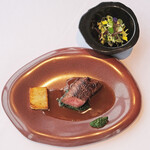 Héritage by Kei Kobayashi - ランチコース 17800円 の群馬県産の赤城牛のランプ肉 牛肉の赤ワインソース