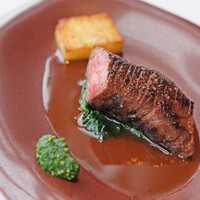 Héritage by Kei Kobayashi - ランチコース 17800円 の群馬県産の赤城牛のランプ肉 牛肉の赤ワインソース