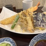 心蕎人さくら - 天ぷらは、海老に野菜天が５種