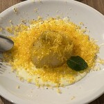 タベルナ・バルボーネ - 葉玉ねぎのロースト　ミモザ風仕立て