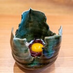 柚木元 - 2025.3 鹿の心臓ユッケ うずら卵 味噌たまり 辛味を抜いていない葱