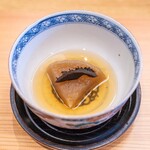 柚木元 - 2025.3 乳茸の戻し汁で炊いた凍り大根 乾燥乳茸乗せ