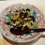 中国四川酒家 蔓山 - 白海老と甘鯛の鱗の鉄観音茶炒め