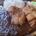 よしやす食堂 - 豚角煮カレー