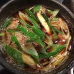 山元麺蔵 - 牛のホルモンのつけ麺、つけ出汁（アップ）