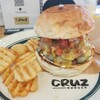 CRUZ BURGERS & CRAFT BEERS
