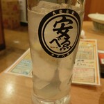 肉豆冨とレモンサワー 大衆食堂 安べゑ - 皮まで美味しいレモンサワー (2025.03.08)