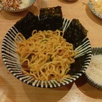 肉豆冨とレモンサワー 大衆食堂 安べゑ - 玉子かけラーメンを軽くかき混ぜたあと (2025.03.08)
