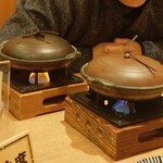 肉豆冨とレモンサワー 大衆食堂 安べゑ - あさりバターと ふわたま焼き -火を通しています- (2025.03.08)