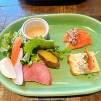 シャイニーアウル 表参道 - 