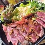 浪花焼肉 肉タレ屋 - 私がいつも頼む レアステーキ丼