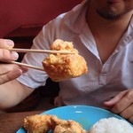 チキンハート - 赤ちゃんのこぶしより大きいかも…見よ(・ω・)ノこの箸の開き具合‼︎