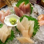酒奏居肴家 季酒 - 太刀魚とキンメの刺身