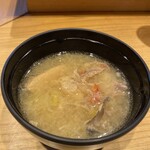 鎌倉 長谷 鮨山もと - あら汁美味い