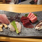鎌倉 長谷 鮨山もと - 美しいお刺身盛り合わせ