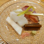 貴ぶ - お造り　イナダ　アオリイカ