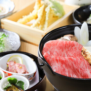 各地から厳選された黒毛和牛すき焼き会席