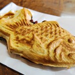 伊藤商店 - たいやき200円