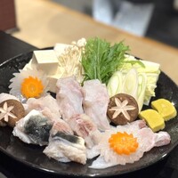 泳ぎとらふぐ活蟹料理 あじ平 曽根崎 - 