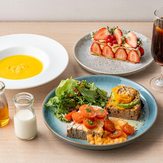 スペシャルセットは贅沢尽くしのメニュー